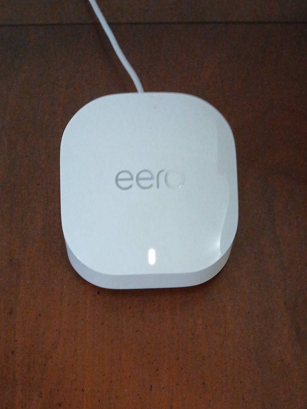 eero White Mesh Wi‑Fi Router - Sleek Square Design